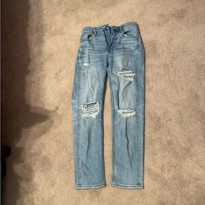 American Eagle Outfitters Light Blue Denim Stretch Mom Jeans